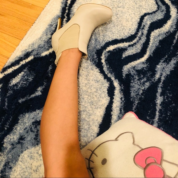 Cream PADDED Platform Stilettos Ankle Boots - Picture 11 of 17